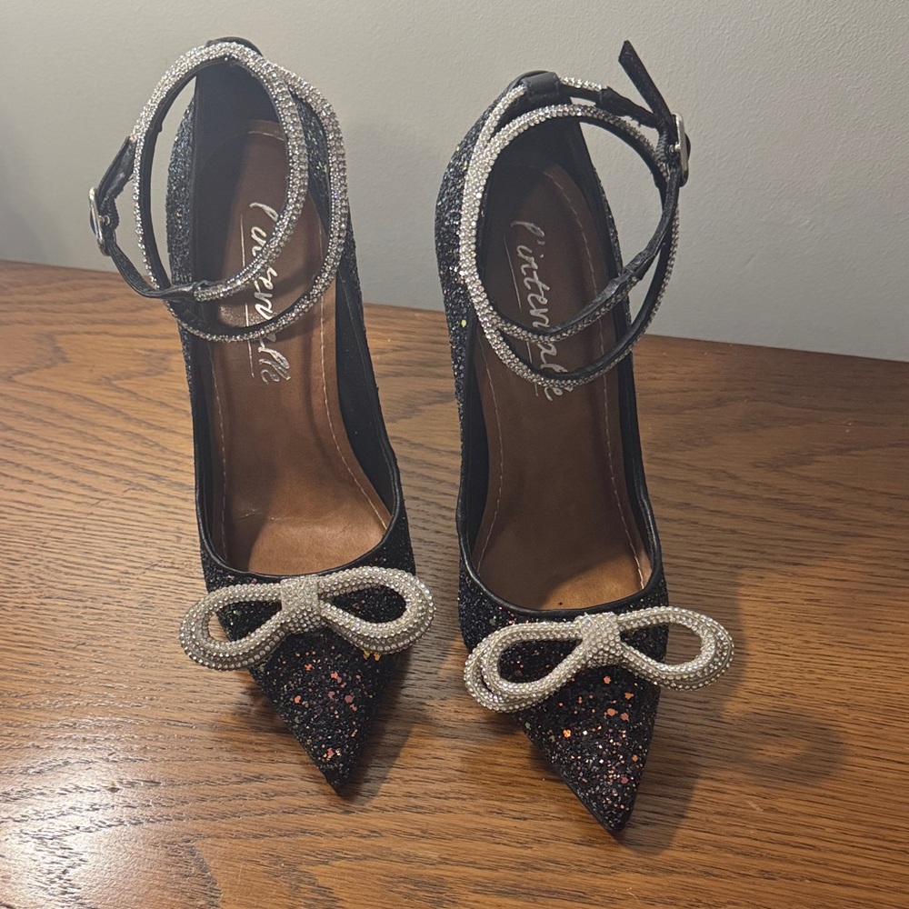 L'INTERVALLE AMARA Black Multi Holo Glitter Heels with Silver Bow